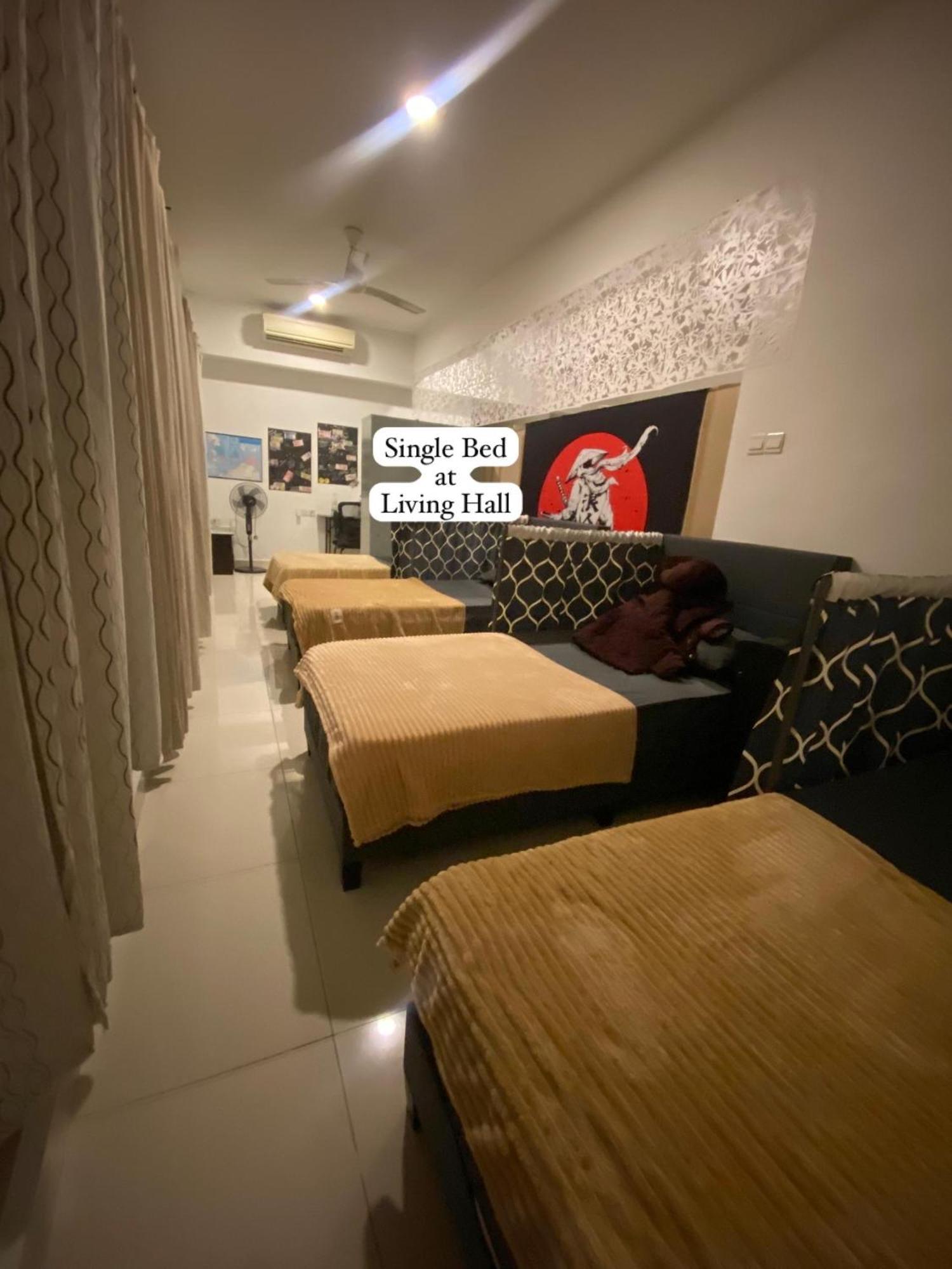 קואלה לומפור Regalia Bestfriend Hostel מראה חיצוני תמונה