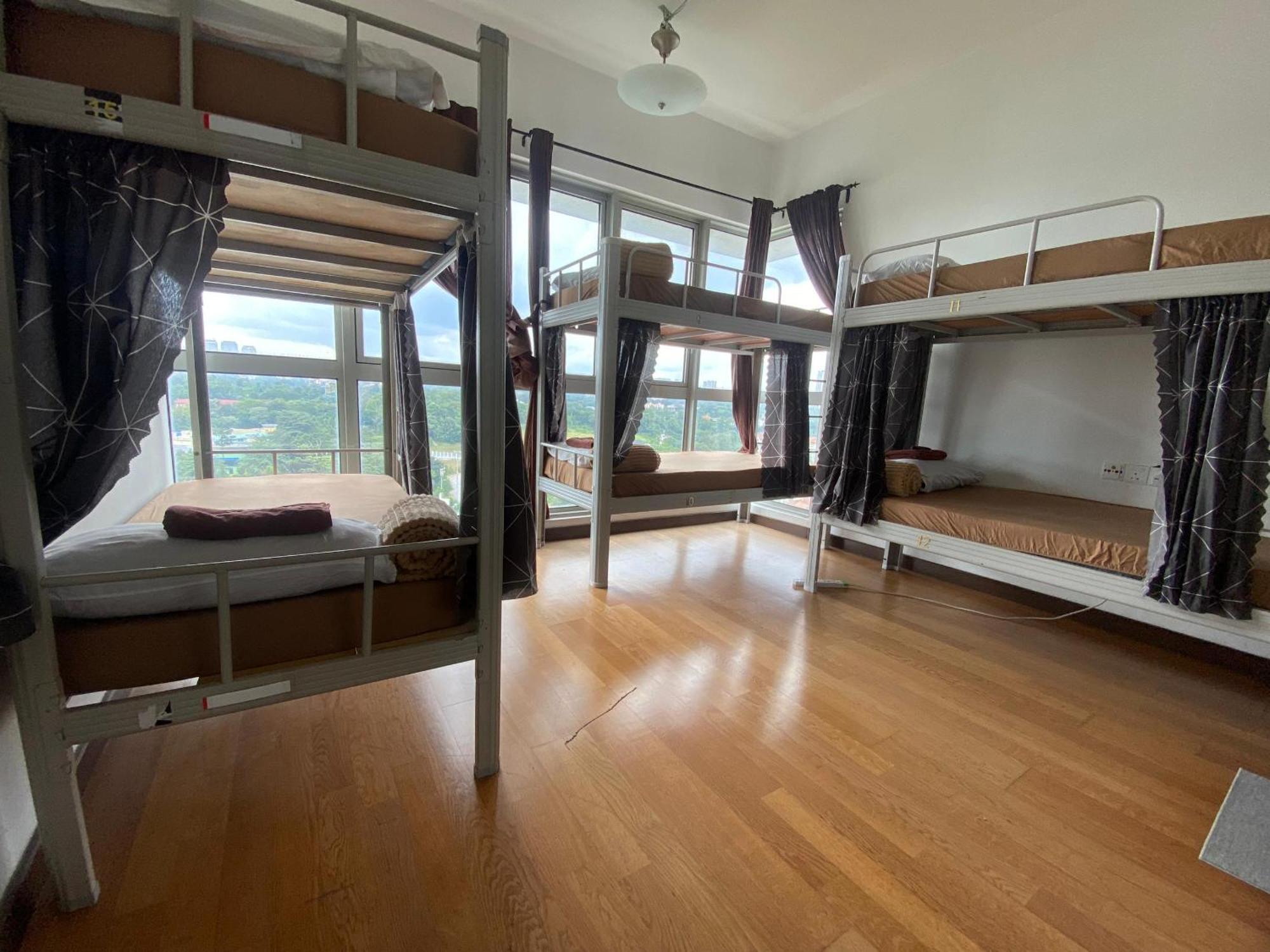 קואלה לומפור Regalia Bestfriend Hostel מראה חיצוני תמונה