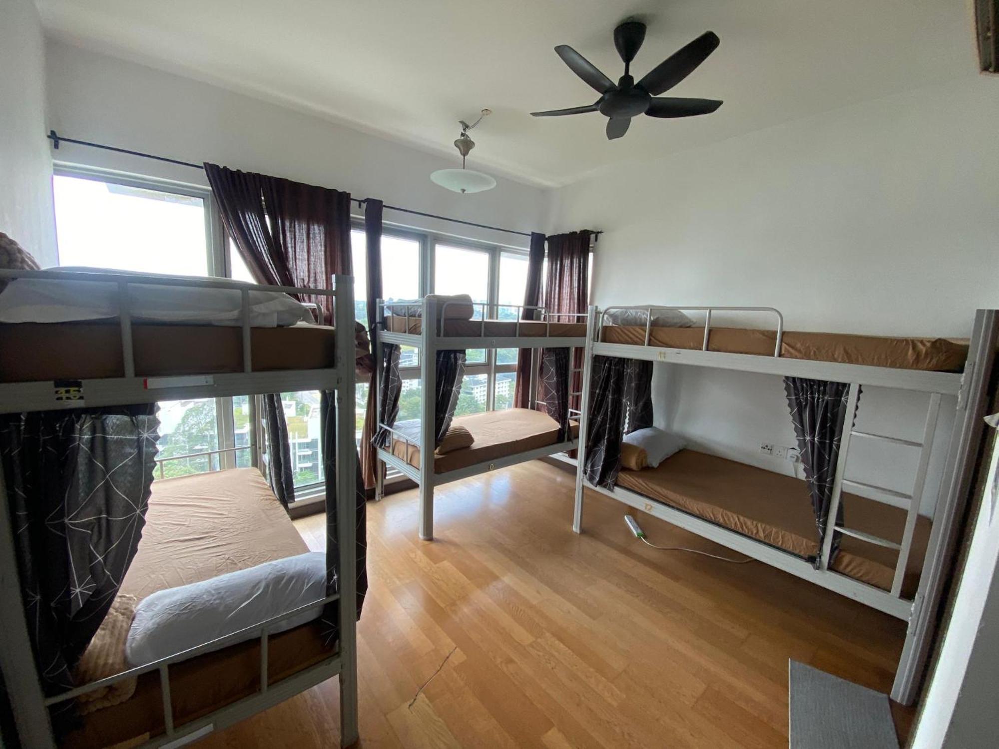 קואלה לומפור Regalia Bestfriend Hostel מראה חיצוני תמונה