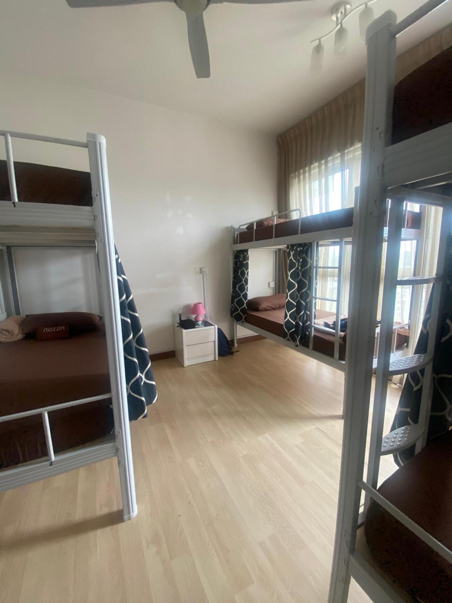 קואלה לומפור Regalia Bestfriend Hostel מראה חיצוני תמונה