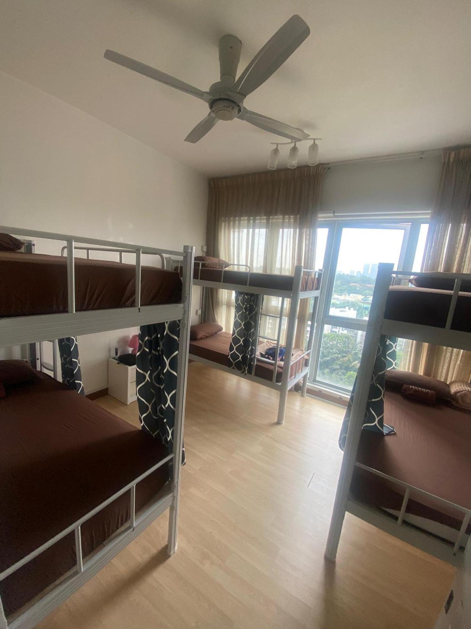 קואלה לומפור Regalia Bestfriend Hostel מראה חיצוני תמונה